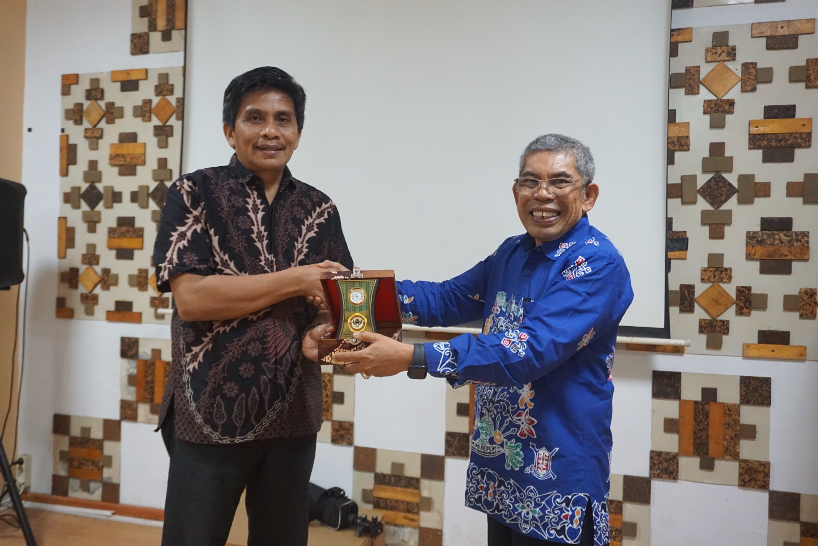 Pimpinan Fakultas Kehutanan Unhas Terima Studi Banding Universitas Lambung Mangkurat Bahas Pengelolaan Program Magister Kehutanan