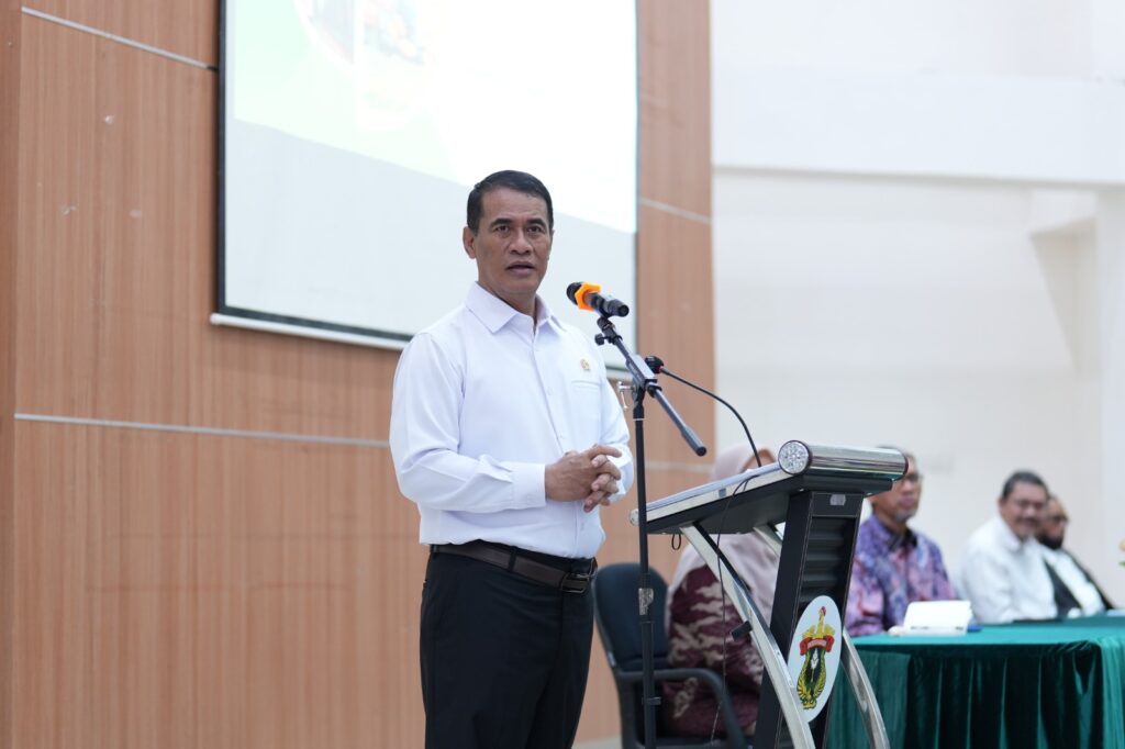 Hadir di Unhas, Menteri Pertanian Paparkan Kebijakan Pertanian Berkelanjutan